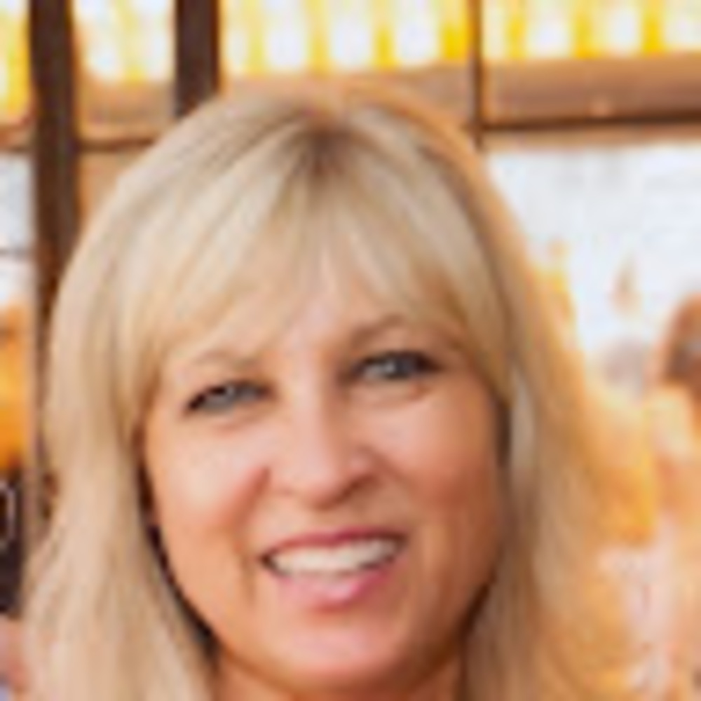 Meet your Posher, Denise